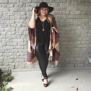 2 for 27 🎉 Luxe Plaid Shawl